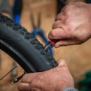 Joe&rsquo;s Dual Tubeless Repair Plugs Kit in Display Box