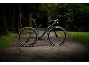 SUPERIOR XR 9.8 GR / Matte Carbon/Gloss Black