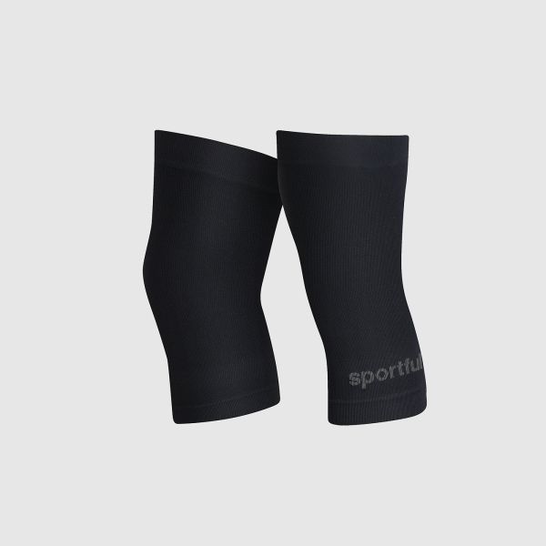 Sportful ESSENTIAL návleky na kolená black